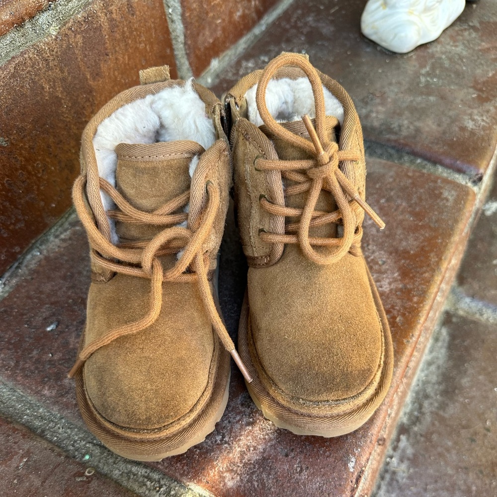 Ugg